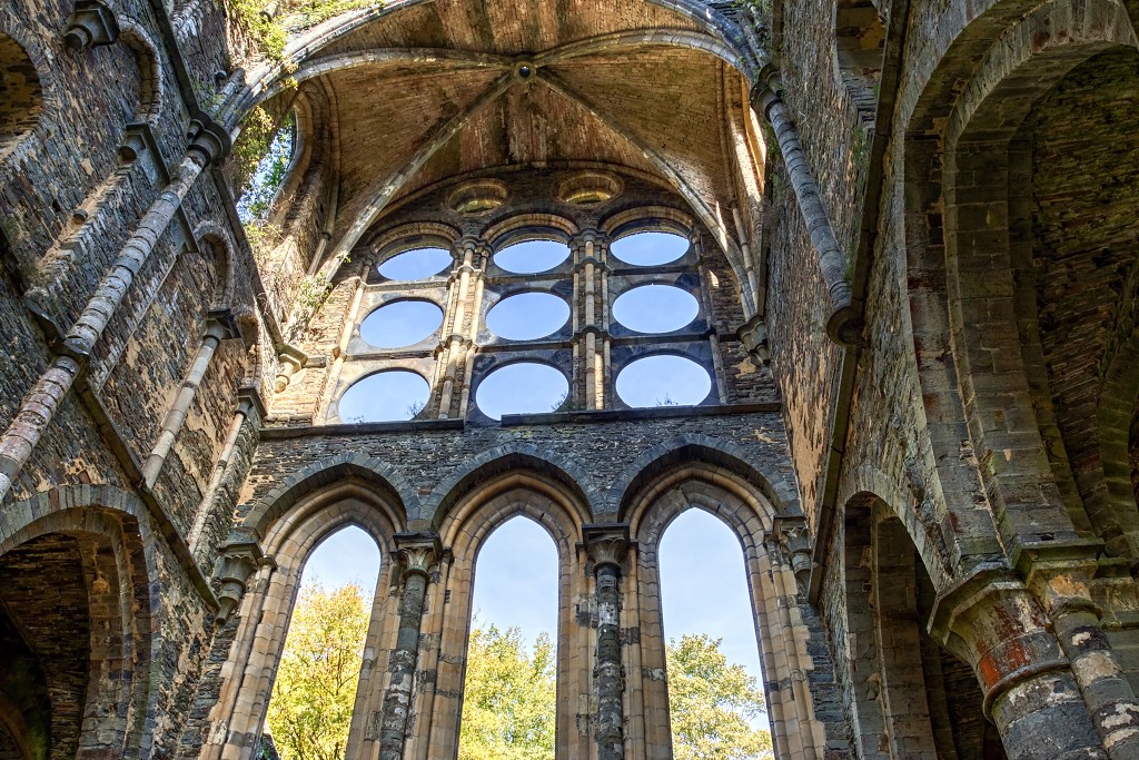 HDR Abbaye Villers-la-Ville villers la ville kerk eglise kerkfotografie religie religion bedevaart rooms katholiek kathedraal pelgrimage cathedrale klooster basiliek basilique